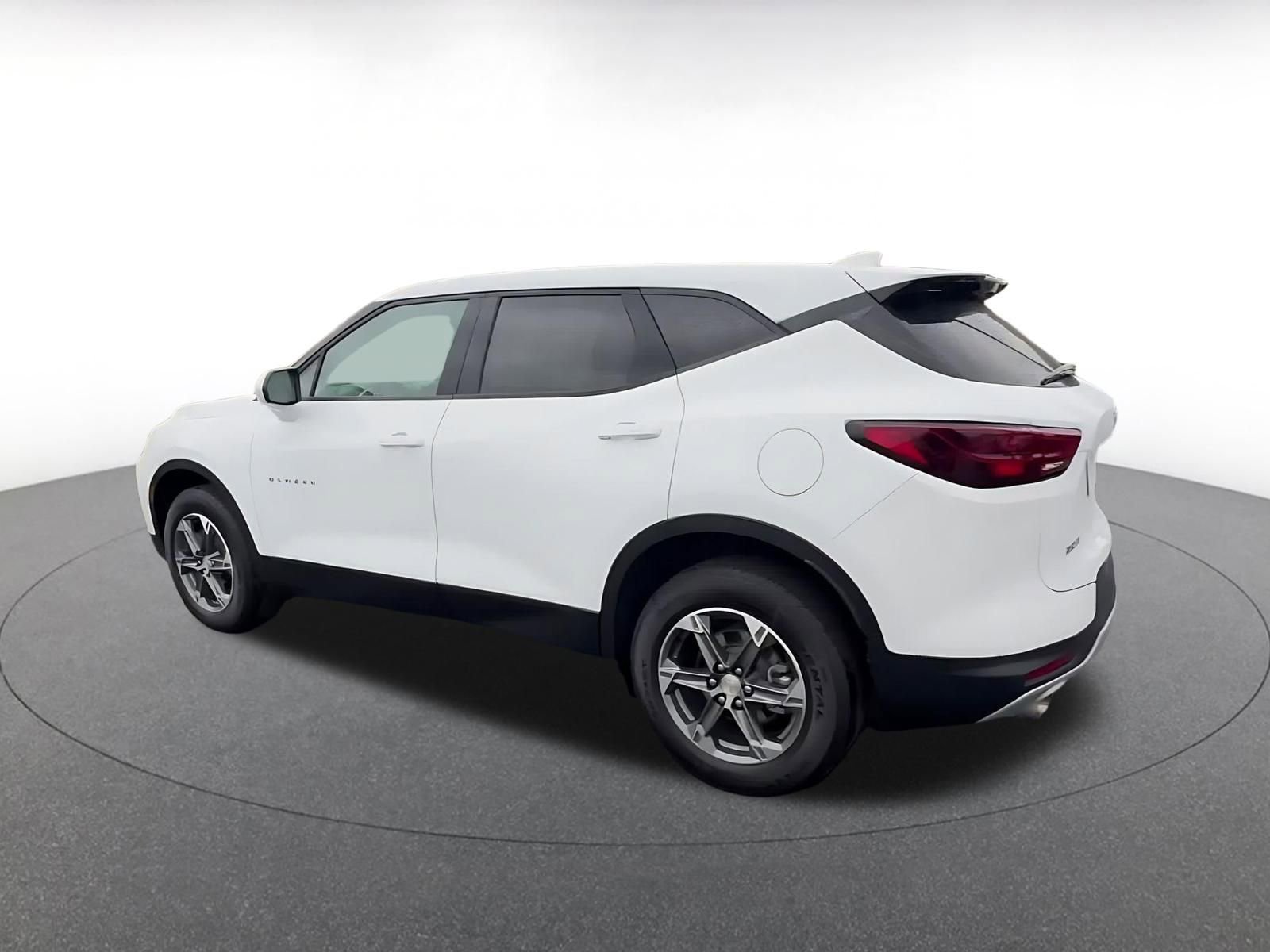 Used 2025 Chevrolet Blazer LT image 10