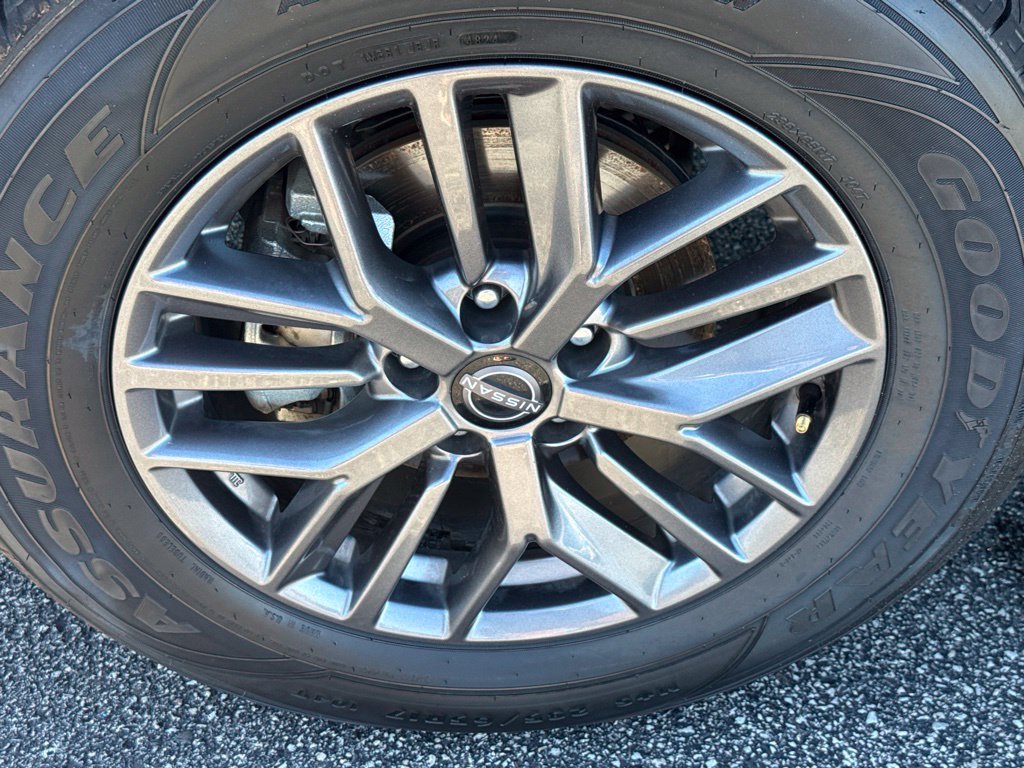 Certified 2026 Nissan Rogue SV AWD/4WD image 34