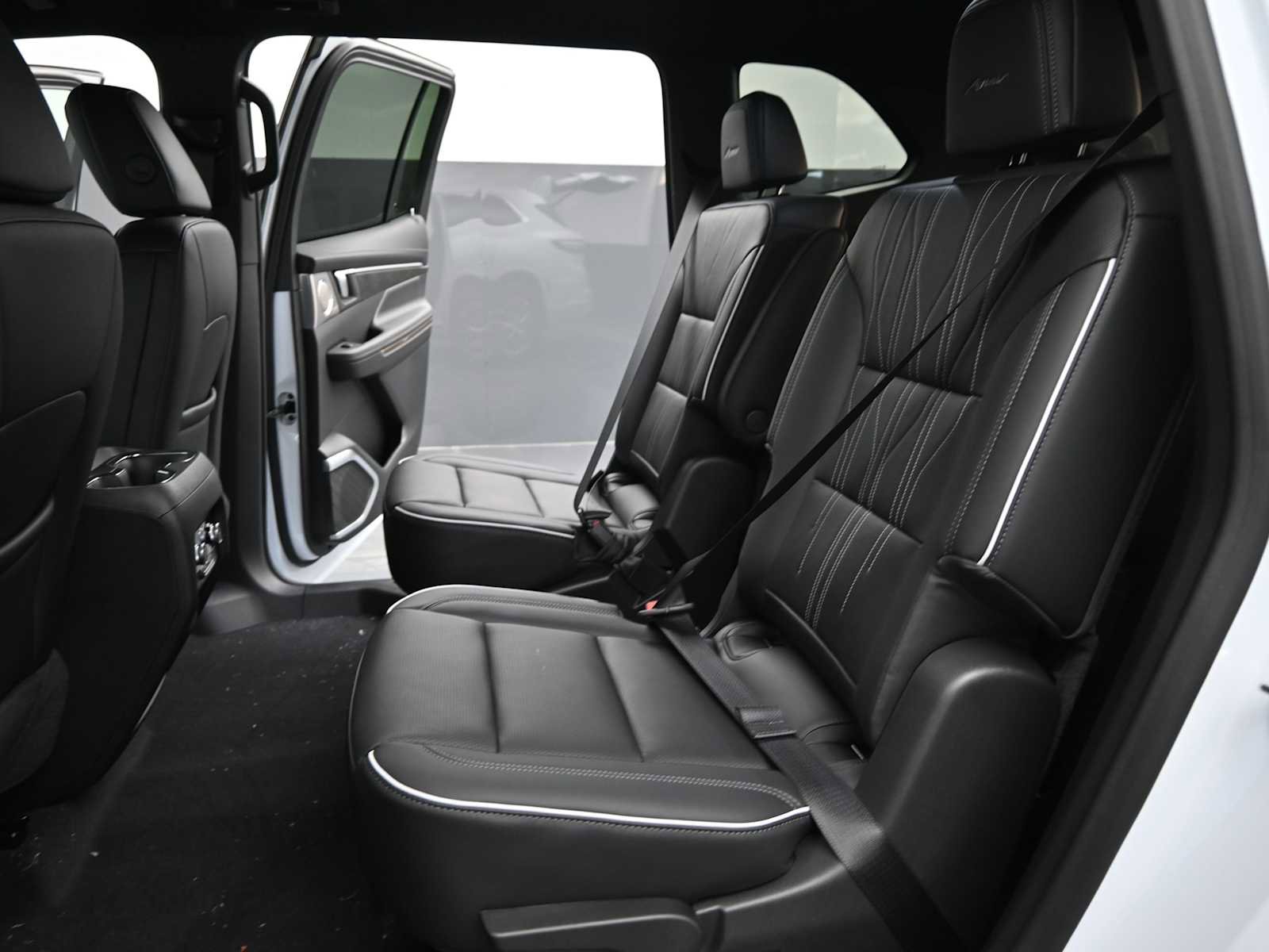 New 2026 Buick Enclave Avenir w/ Super Cruise Package image 14