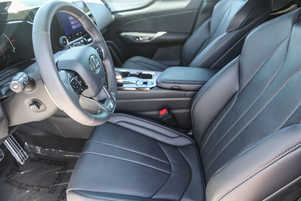 Certified 2025 Lexus NX 350 F Sport AWD/4WD image 19