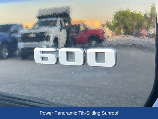 Certified 2025 Cadillac Escalade ESV Premium Luxury w/ LPO, Floor Liner Package AWD/4WD image 35