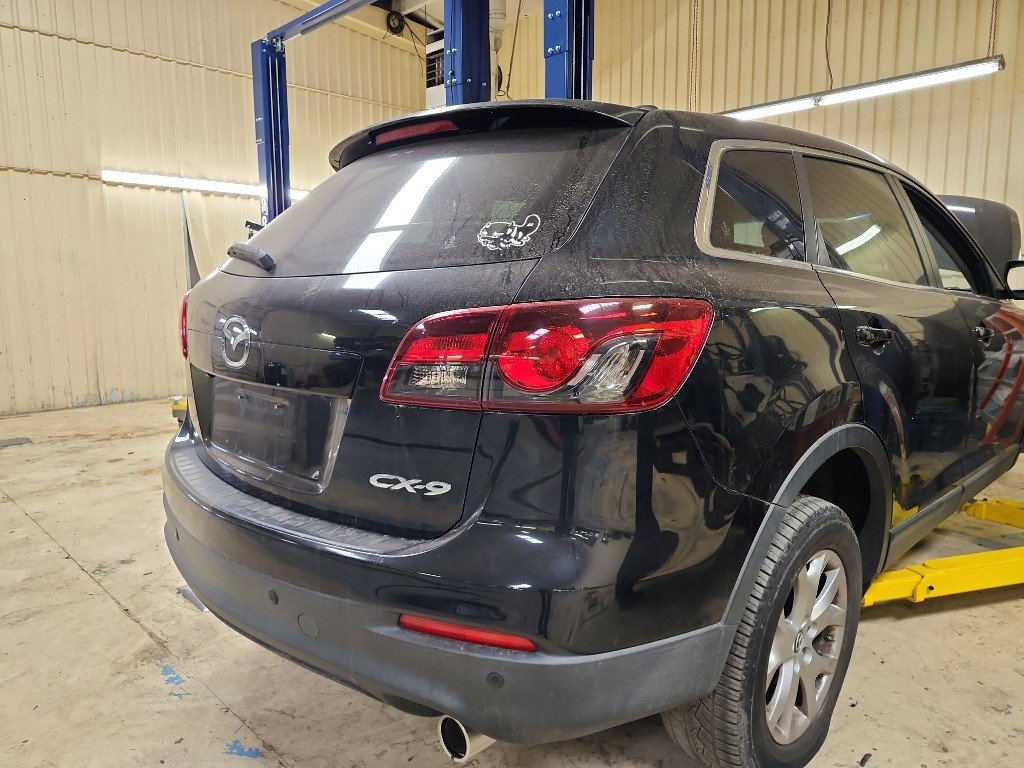 Used 2014 MAZDA CX-9 Touring w/ Touring Technology Package FWD image 3