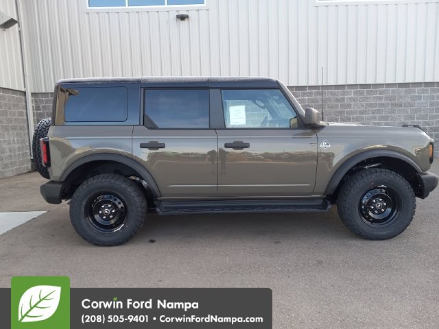 New 2026 Ford Bronco Outer Banks AWD/4WD image 2