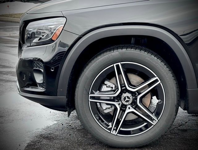 New 2026 Mercedes-Benz GLB 250 4MATIC image 7