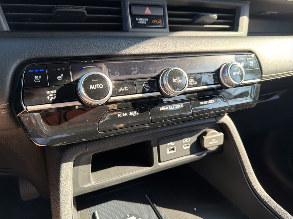 Certified 2023 Honda Pilot Elite image 36