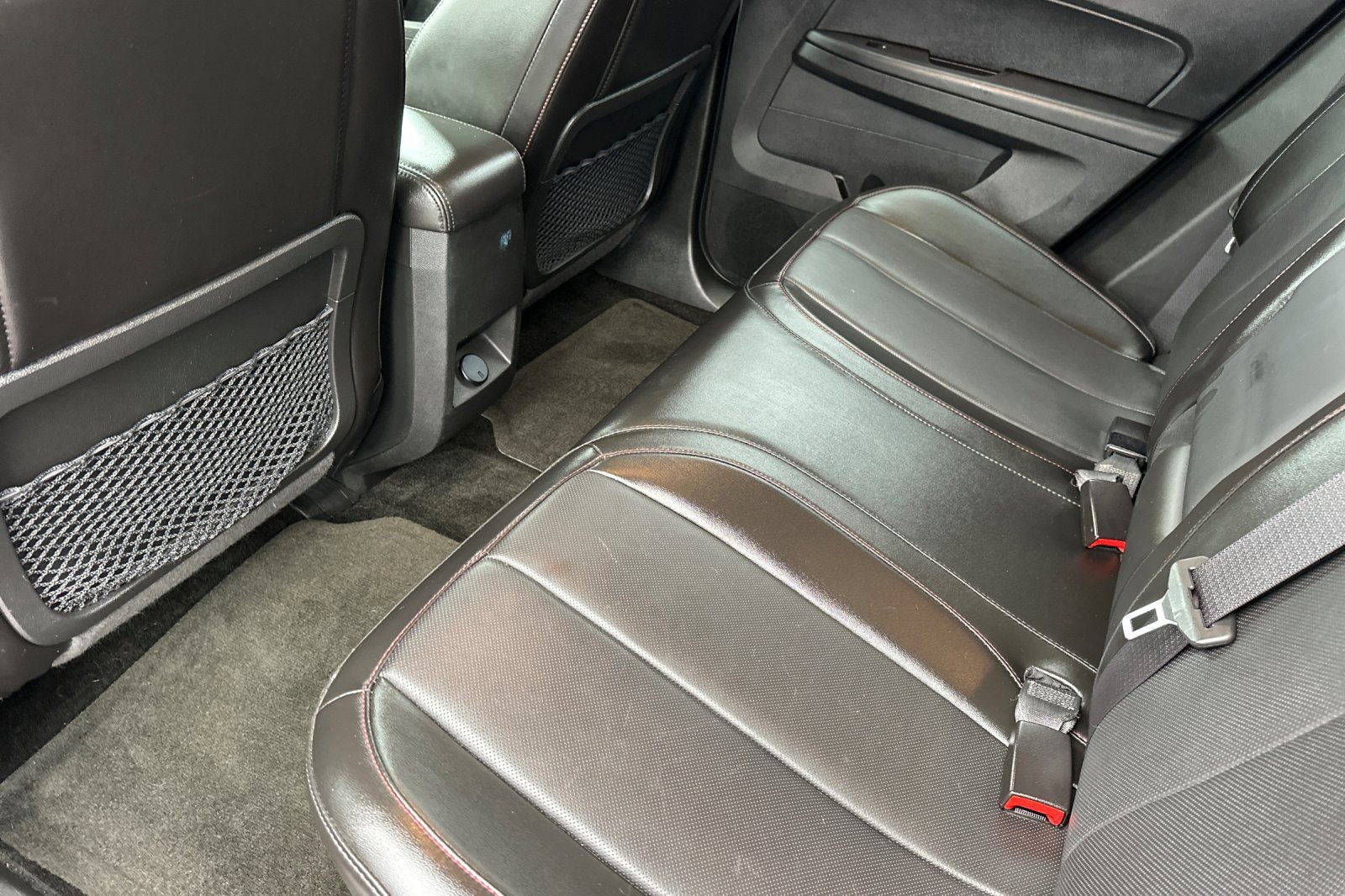 Used 2017 Chevrolet Equinox Premier w/ Enhanced Convenience Package image 12