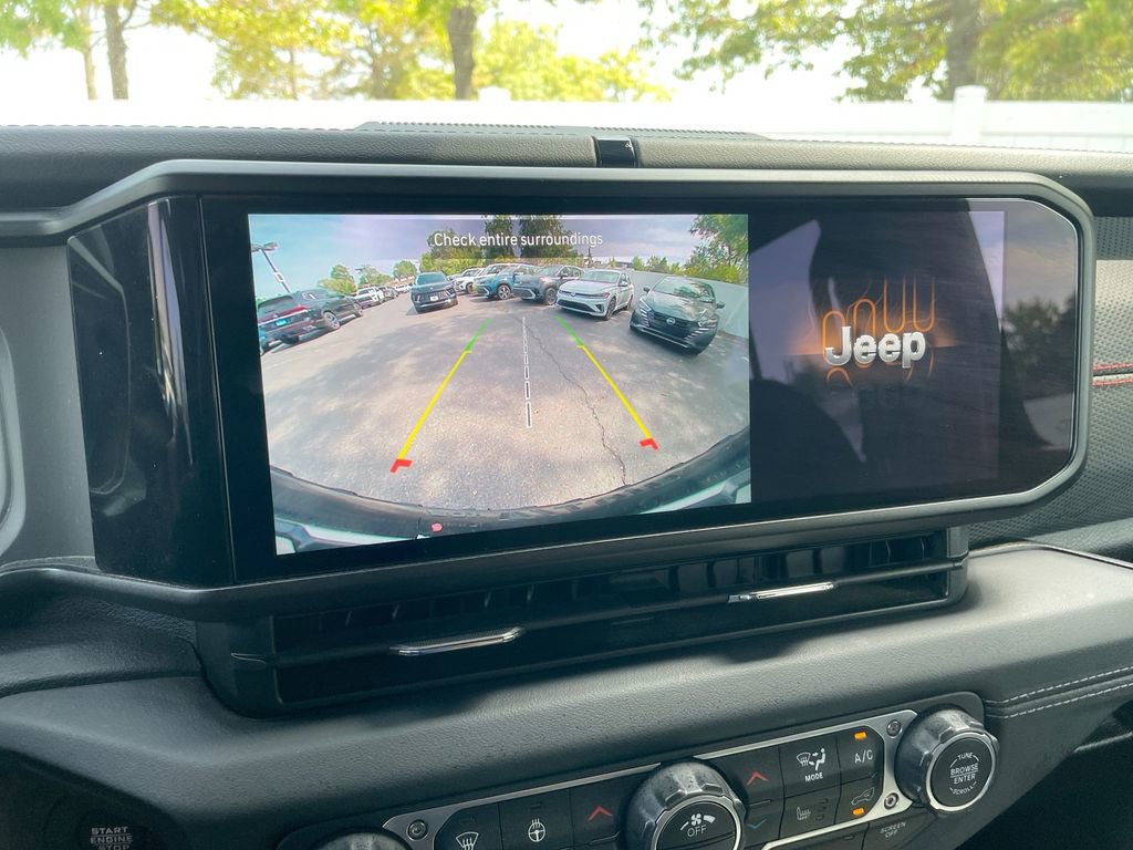 Used 2024 Jeep Wrangler Unlimited Rubicon w/ Convenience Group image 46