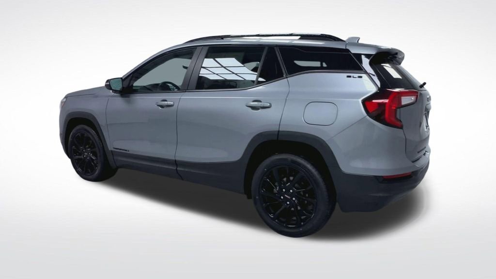 Used 2023 GMC Terrain SLE w/ Driver Convenience Package AWD/4WD image 22