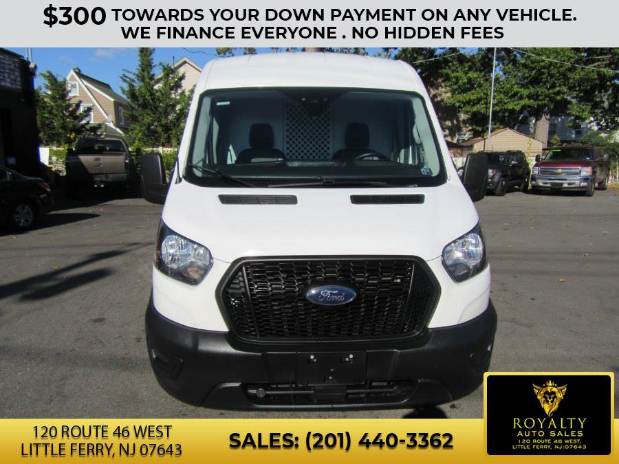 Used 2023 Ford Transit 250 Medium Roof image 7