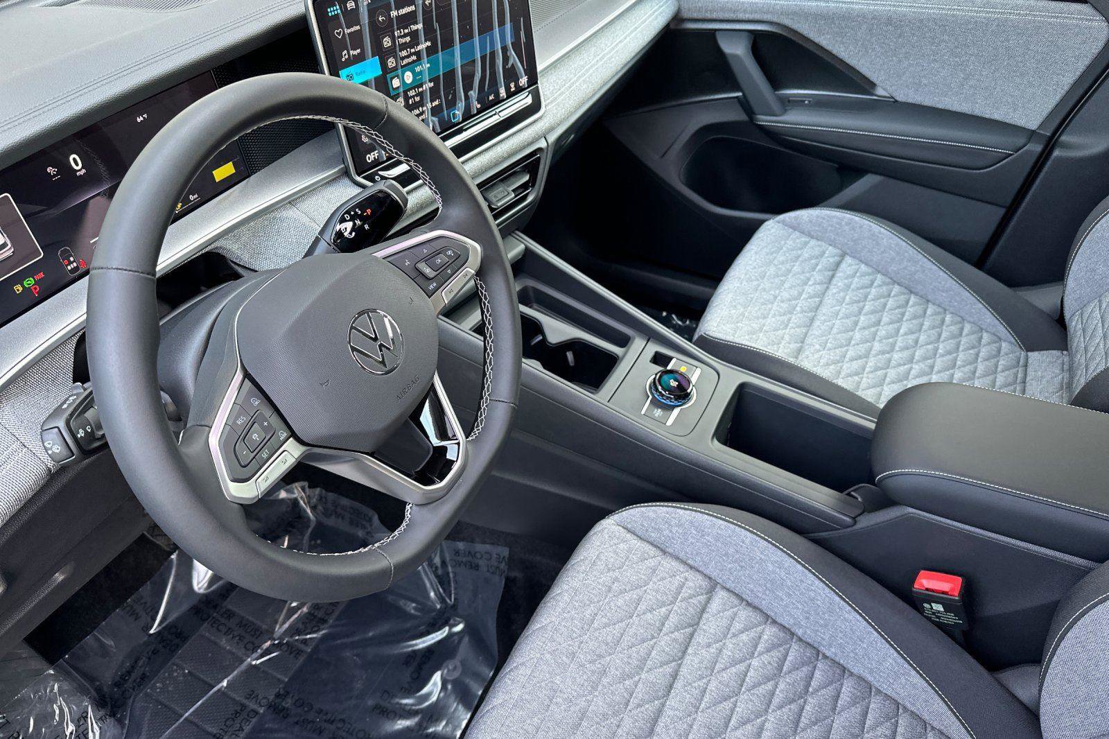 New 2026 Volkswagen Tiguan S image 9