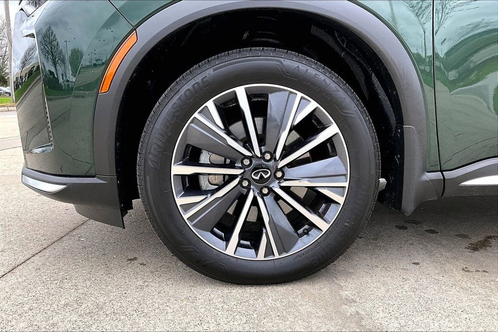 Certified 2026 INFINITI QX60 Luxe w/ Cargo Package AWD/4WD image 10
