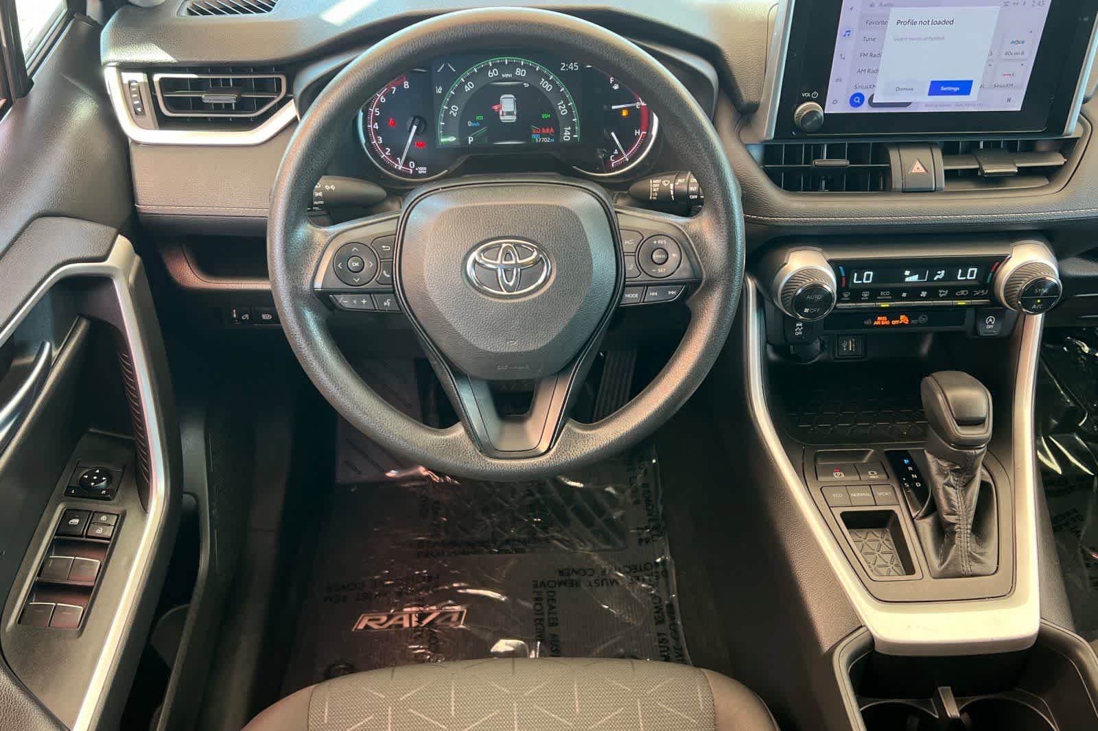 Used 2023 Toyota RAV4 XLE FWD image 15