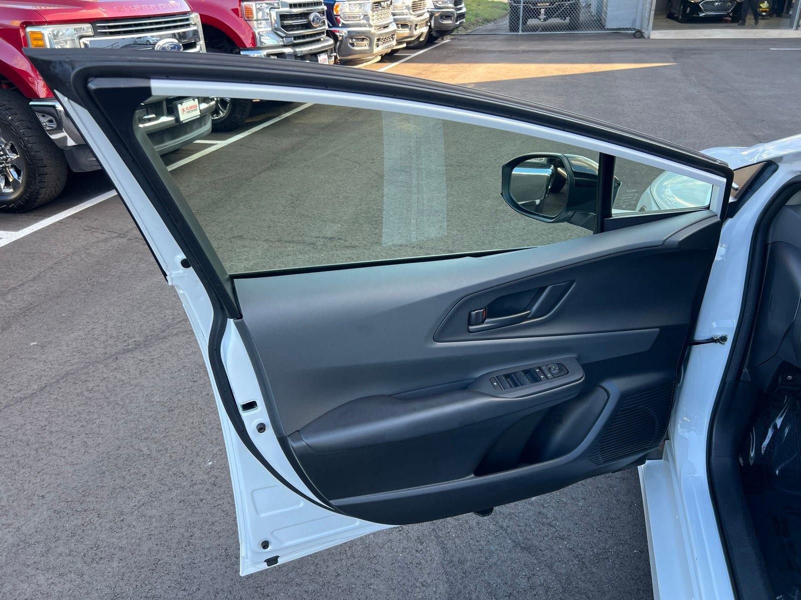 Used 2023 Toyota Prius Limited image 21