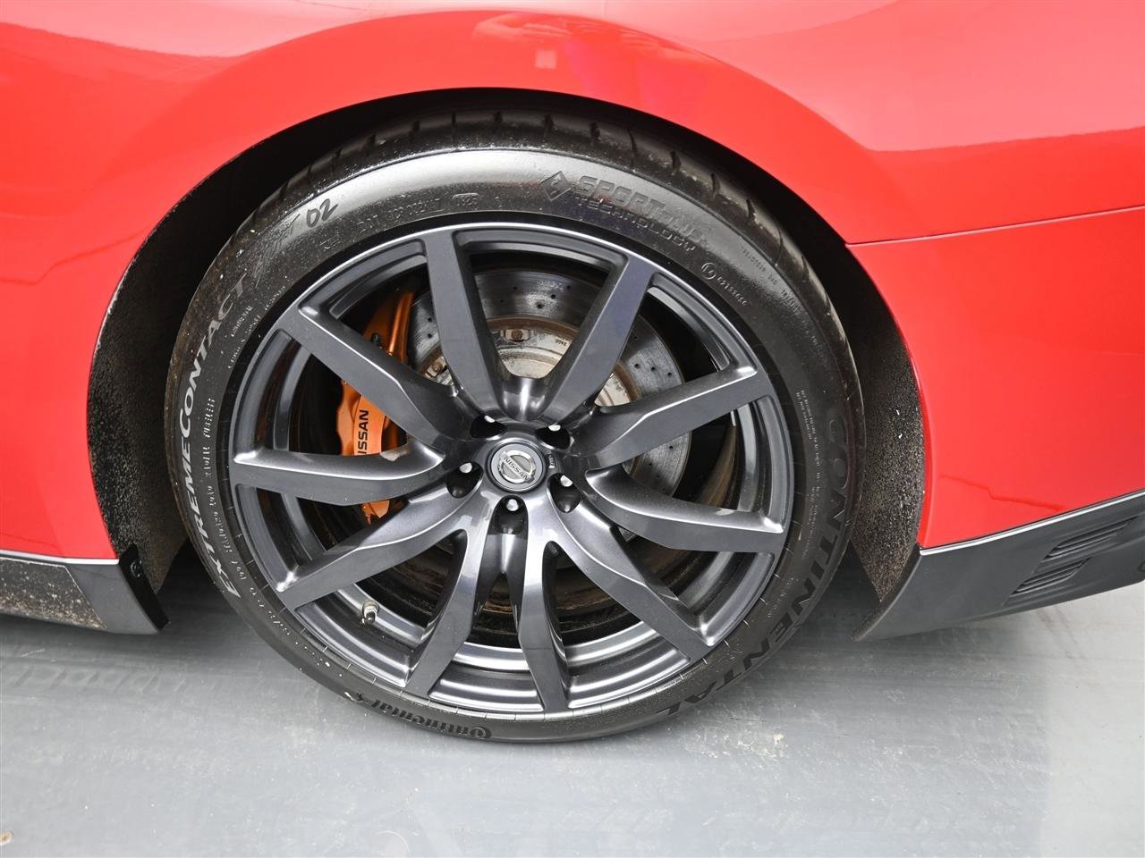 Used 2013 Nissan GT-R Premium AWD/4WD image 19