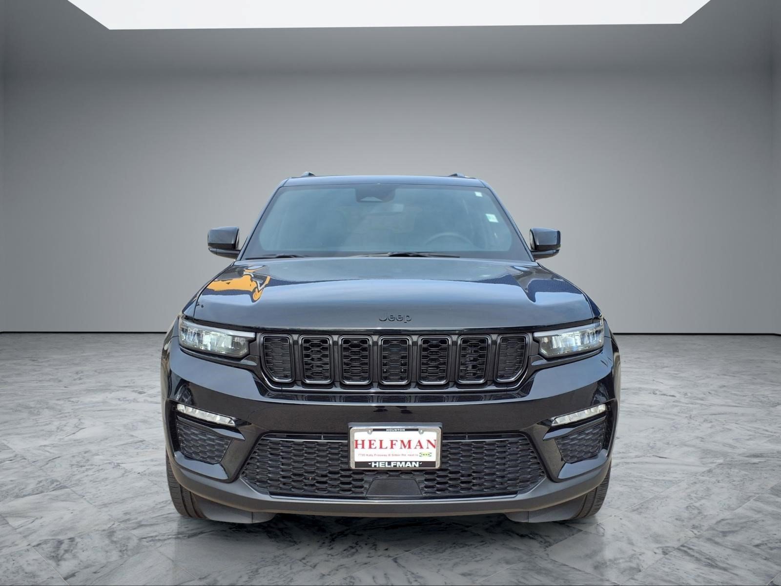 Used 2024 Jeep Grand Cherokee Limited w/ Black Appearance Package RWD image 2