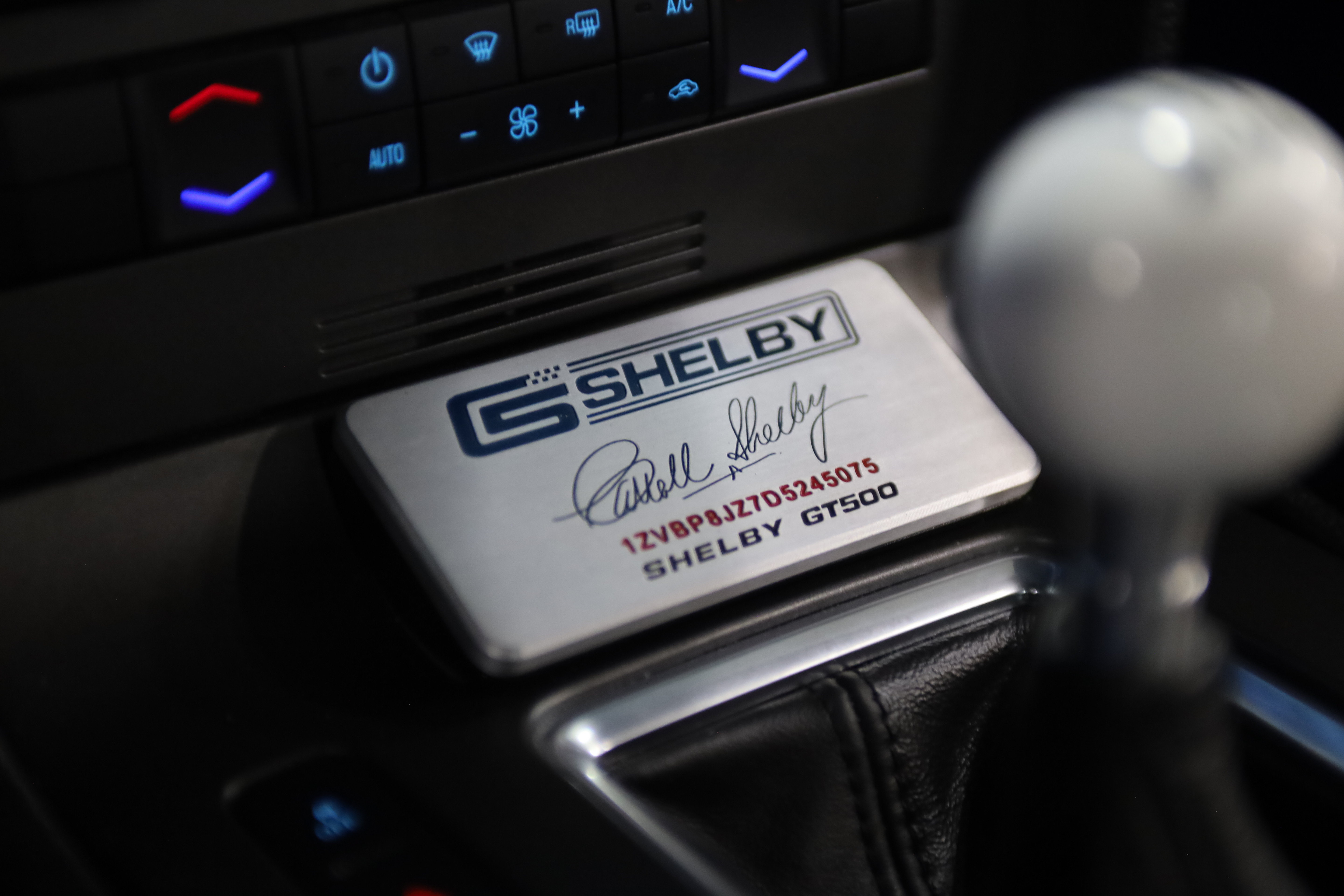 Used 2013 Ford Mustang Shelby GT500 RWD image 25