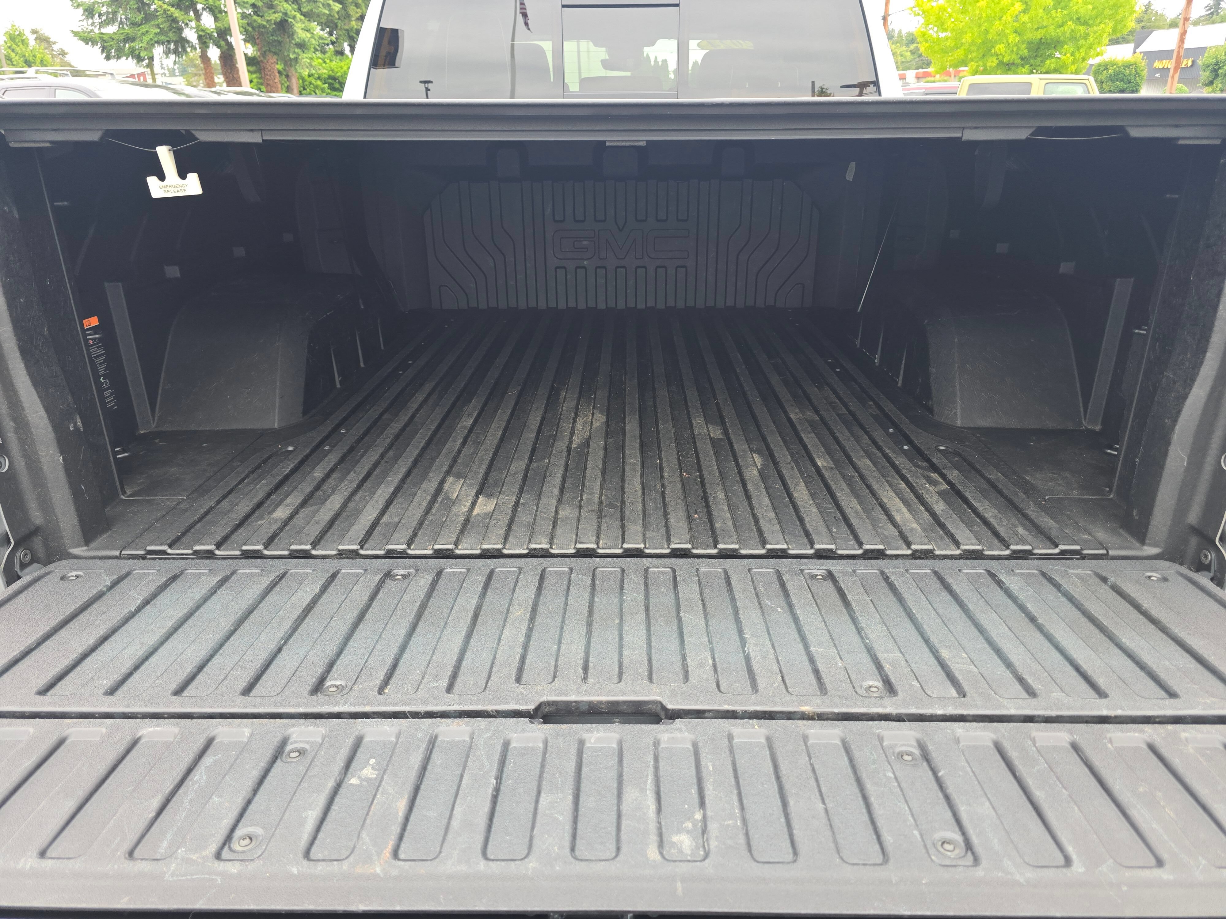 Used 2024 GMC Sierra 1500 Denali Ultimate AWD/4WD image 14