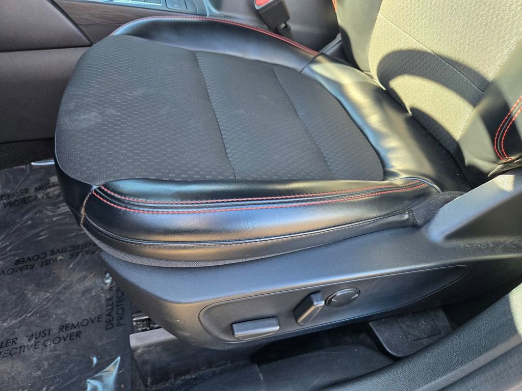 Used 2024 Ford Escape ST-Line image 11