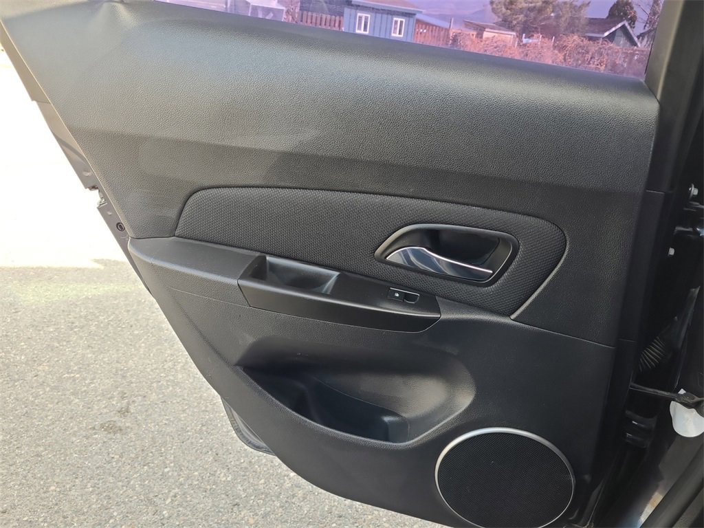 Used 2014 Chevrolet Cruze LT w/ All-Star Edition image 29