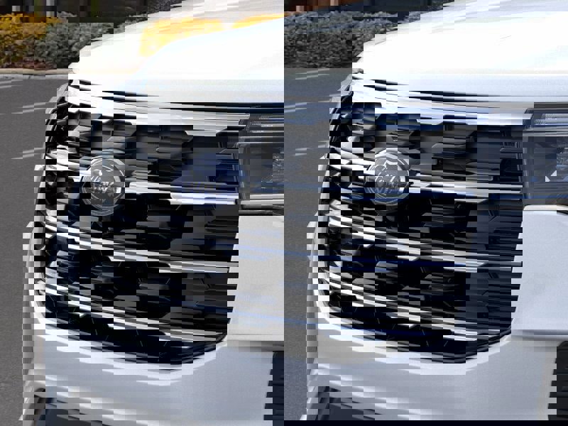 New 2025 Ford Explorer Active image 17