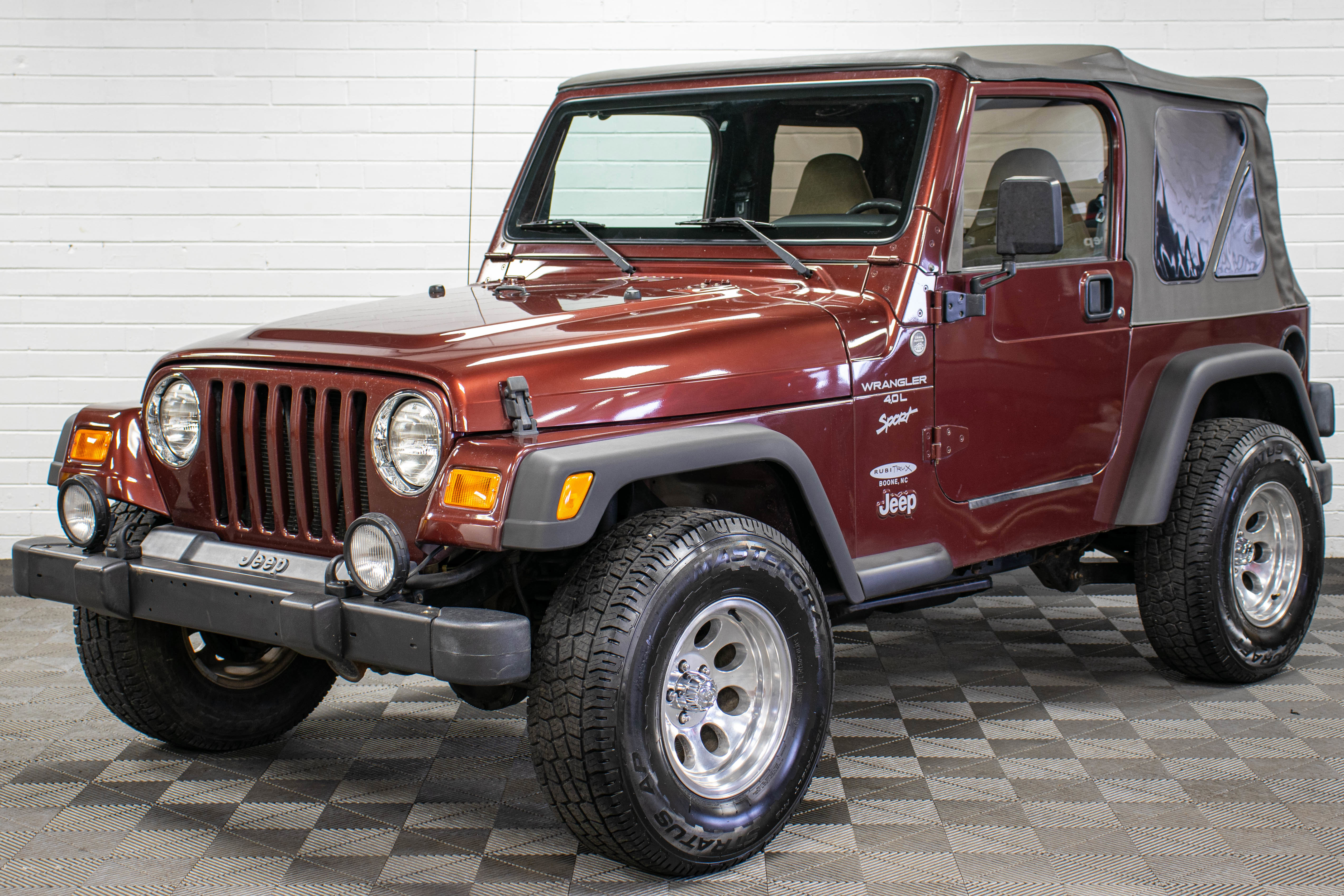 Used 2001 Jeep Wrangler Sport image 7