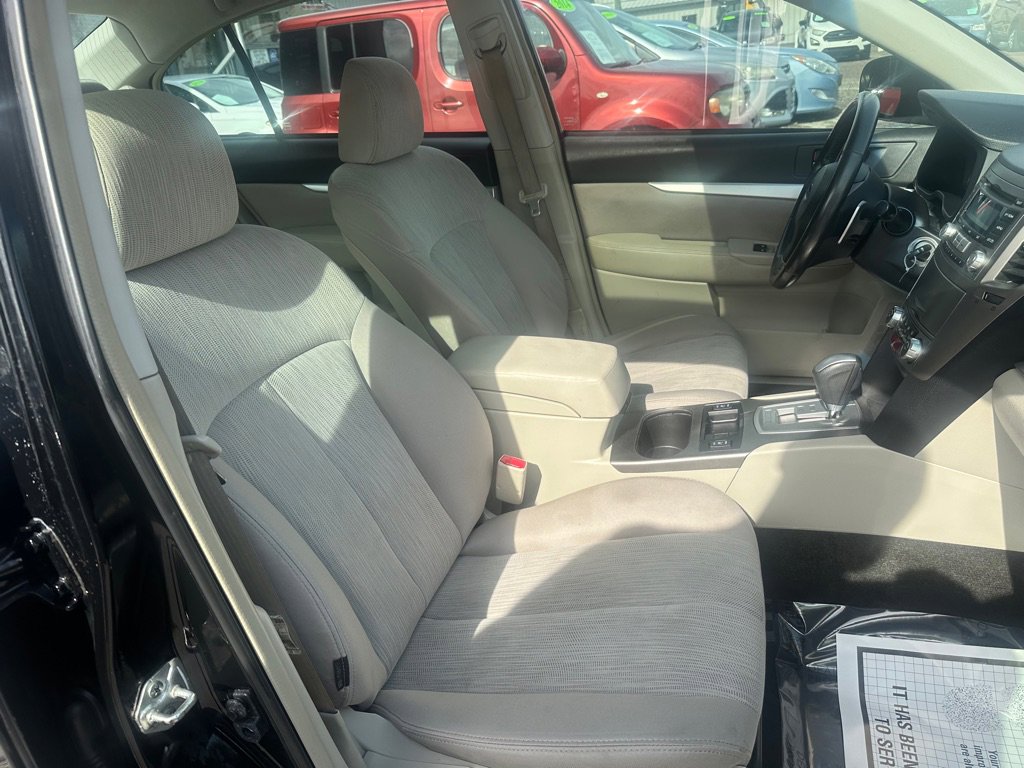 Used 2013 Subaru Legacy 2.5i Premium w/ All-Weather Pkg + Moonroof image 13