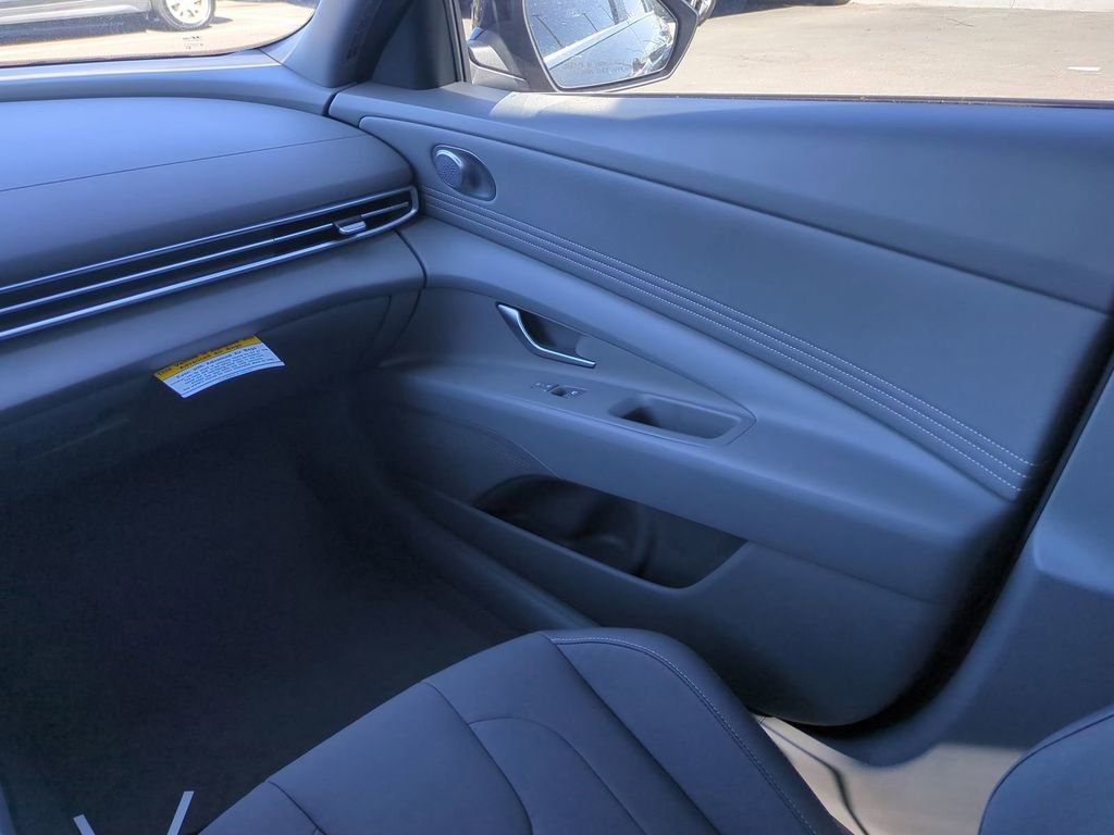 New 2026 Hyundai Elantra SEL Sport image 19