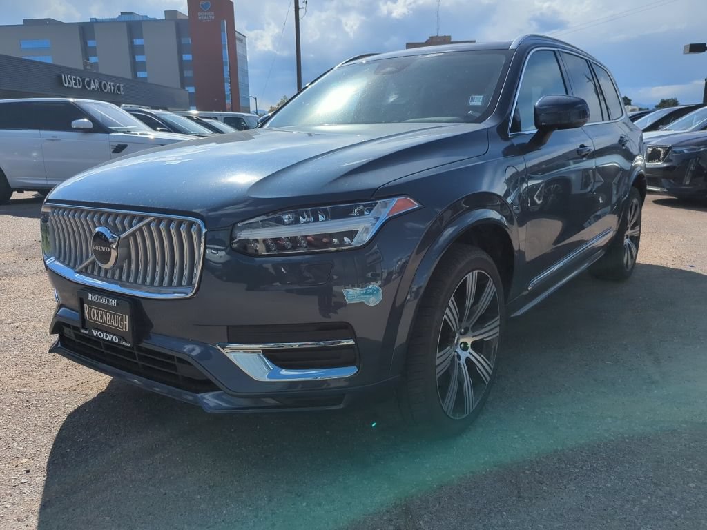 Used 2025 Volvo XC90 T8 Core w/ Protection Package Premier AWD/4WD image 3