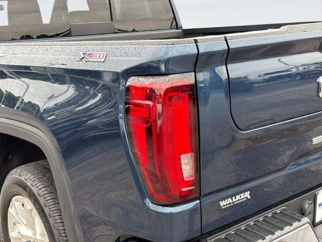 Used 2021 GMC Sierra 1500 SLT w/ SLT Premium Plus Package AWD/4WD image 12