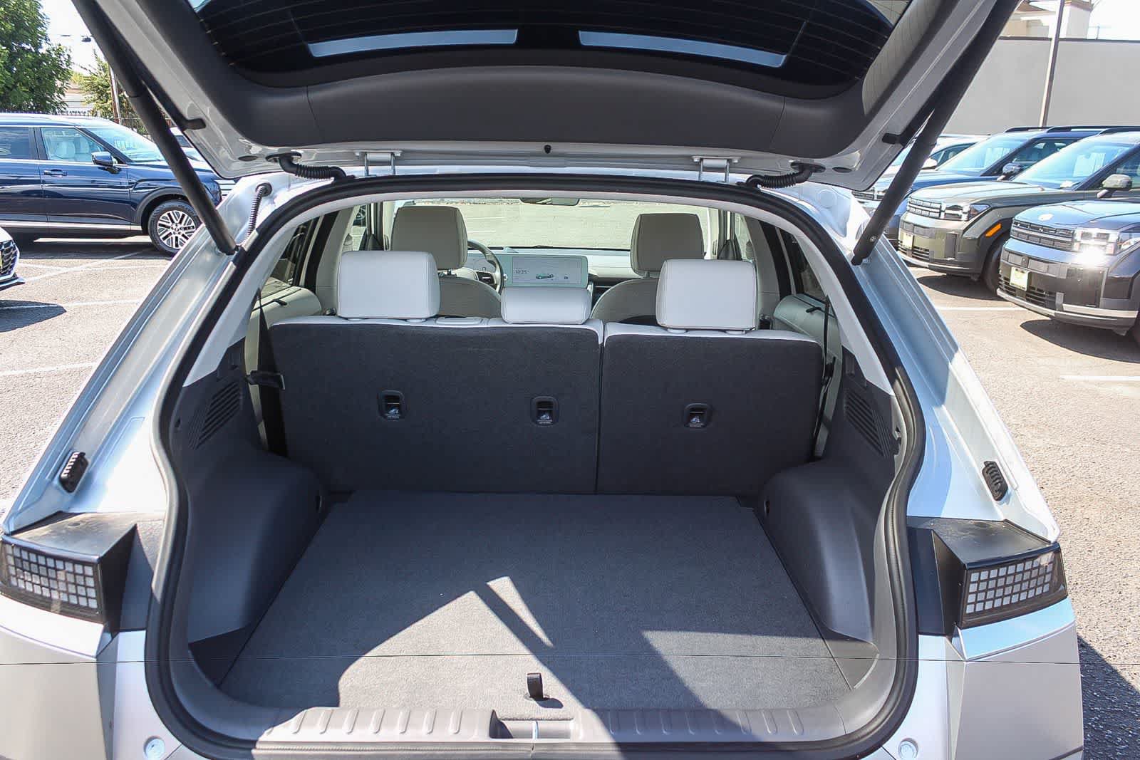 Used 2023 Hyundai Ioniq 5 Limited AWD/4WD image 34