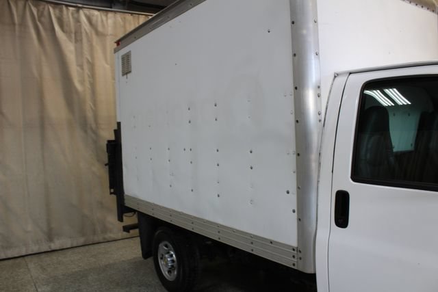 Used 2007 Chevrolet Express 3500 RWD image 15