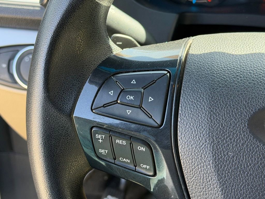 Used 2016 Ford Explorer FWD image 15