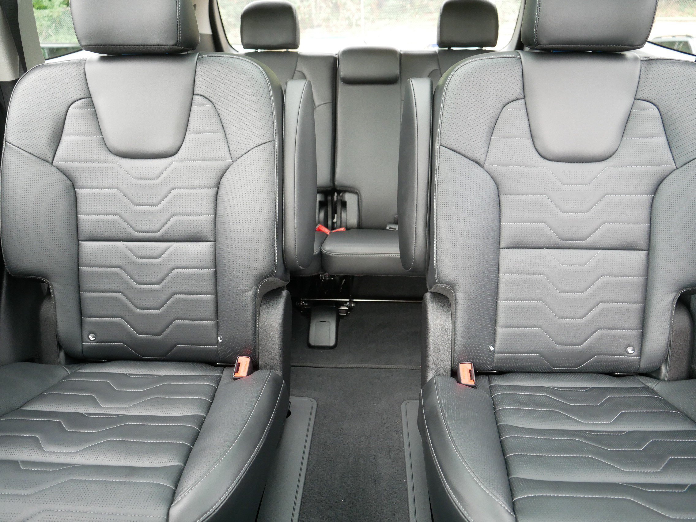 Certified 2021 Kia Telluride SX w/ SX Prestige Package AWD/4WD image 13