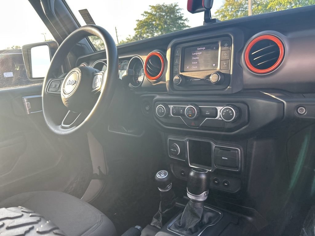 Used 2020 Jeep Gladiator Sport AWD/4WD image 26