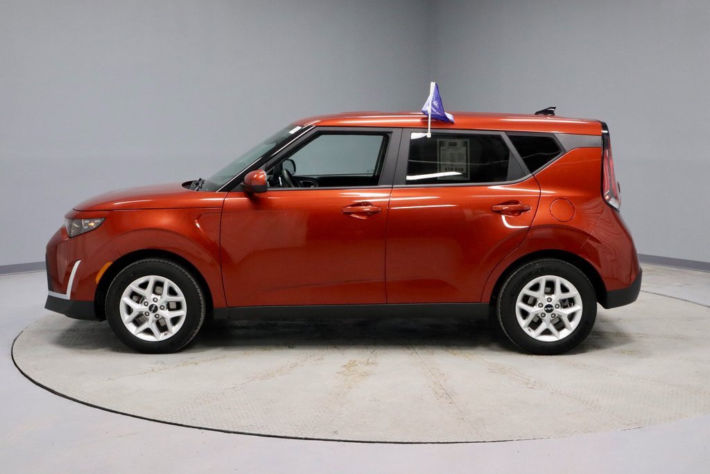 Used 2024 Kia Soul LX w/ Option Group 015 image 7
