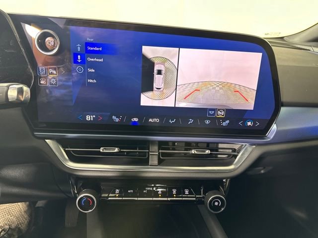 Used 2024 Chevrolet Equinox EV LT image 22