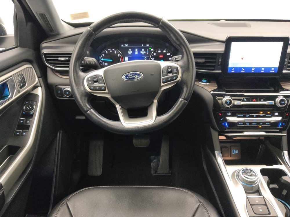 Used 2021 Ford Explorer Limited w/ Equipment Group 301A AWD/4WD image 22