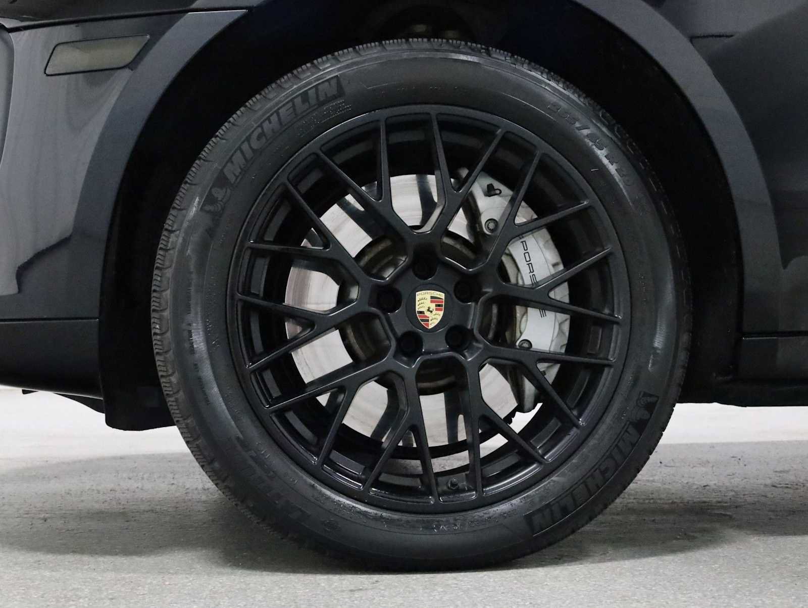 Used 2020 Porsche Macan GTS AWD/4WD image 39