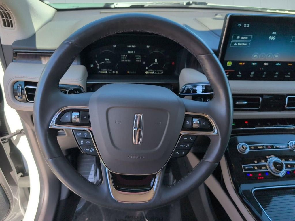 Certified 2023 Lincoln Nautilus Reserve w/ Equipment Group 201A AWD/4WD image 19