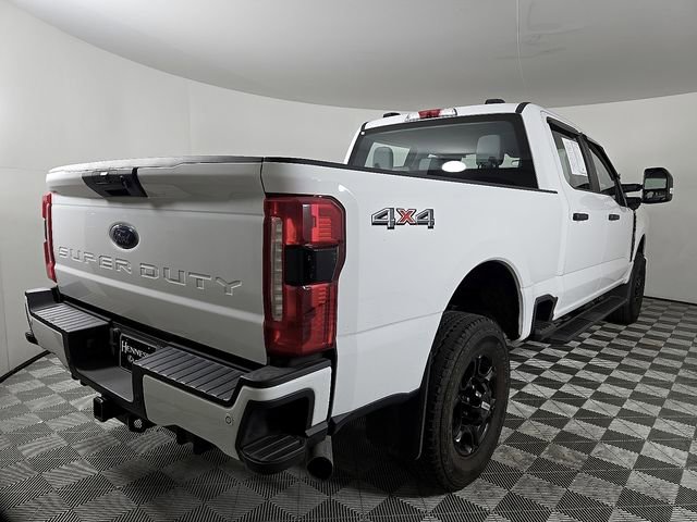 Used 2023 Ford F250 XL w/ STX Appearance Package image 5