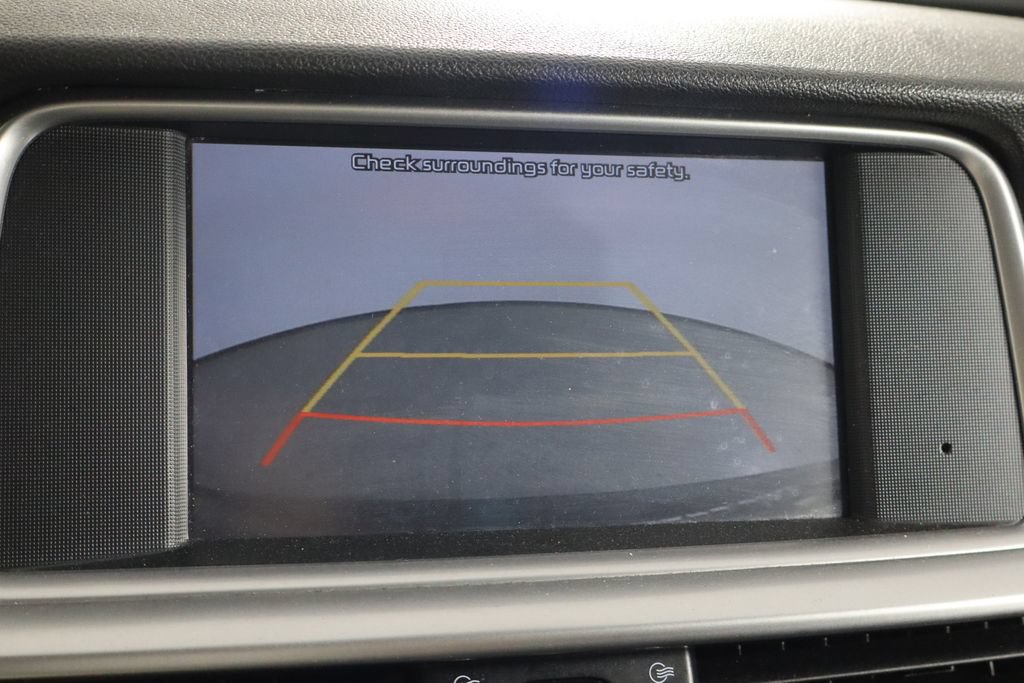 Used 2020 Kia Optima LX FWD image 33