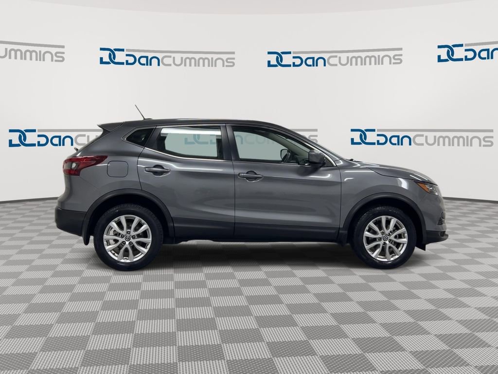 Used 2021 Nissan Rogue Sport S image 9