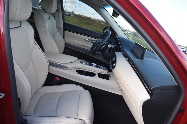 Used 2022 Genesis GV70 2.5T w/ Advanced Package image 15