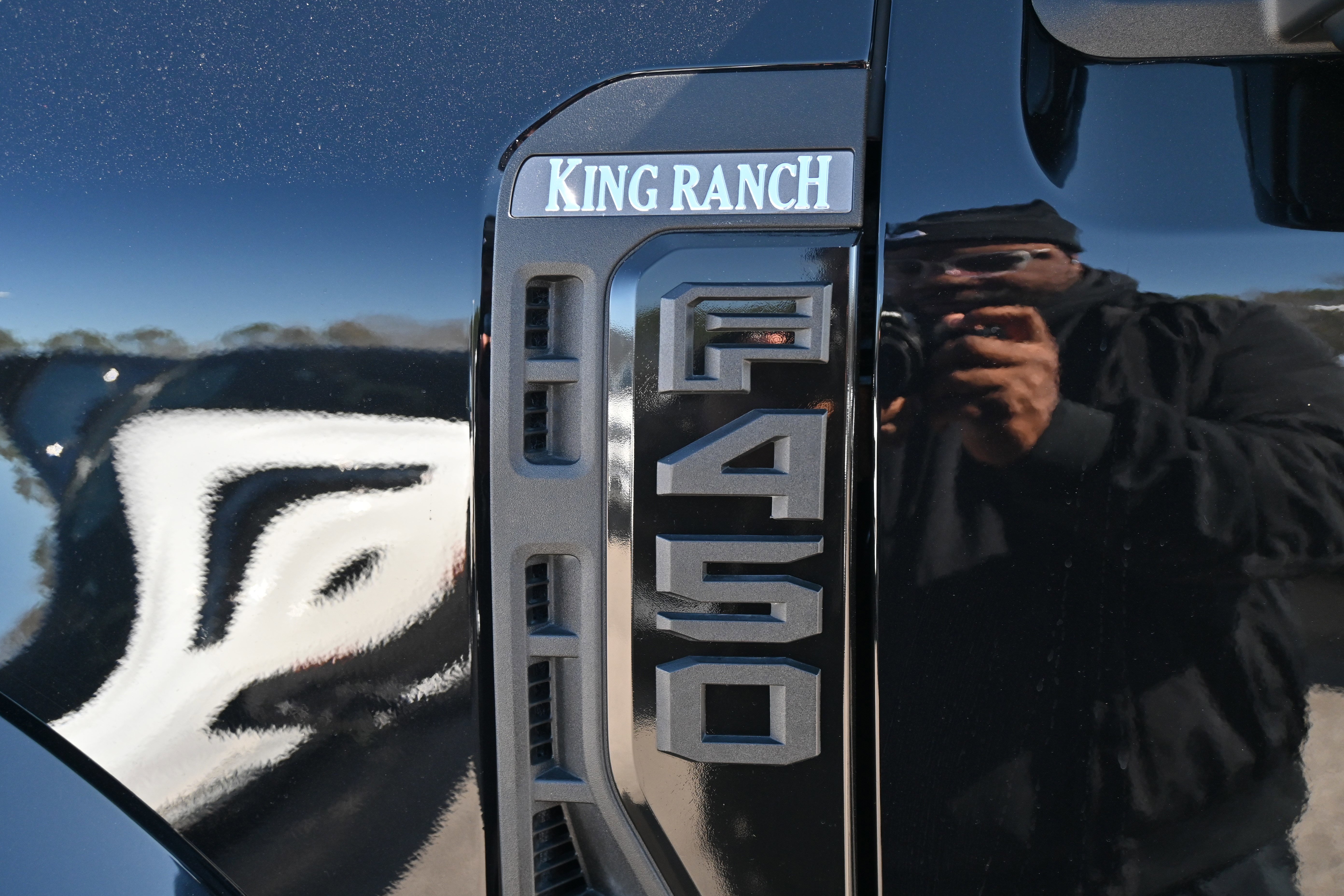 Used 2025 Ford F450 King Ranch image 35