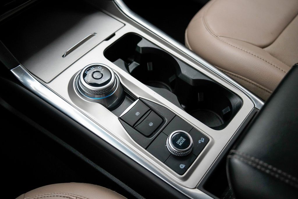 Used 2023 Ford Explorer Limited image 31