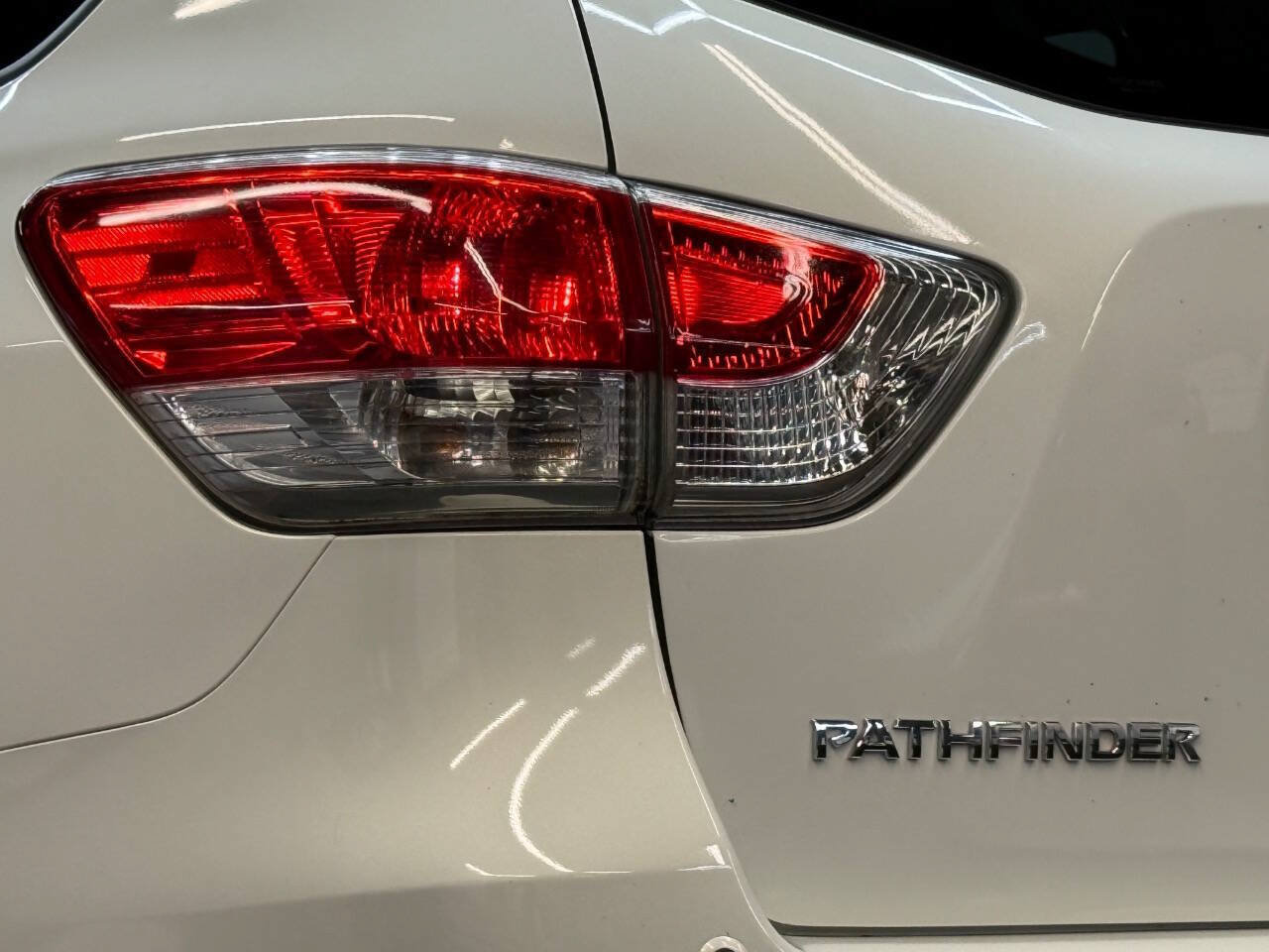 Used 2013 Nissan Pathfinder SL w/ SL Premium Pkg AWD/4WD image 9