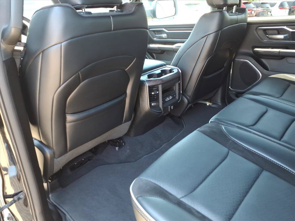 Used 2026 RAM 1500 Laramie w/ Sport Appearance Package AWD/4WD image 15