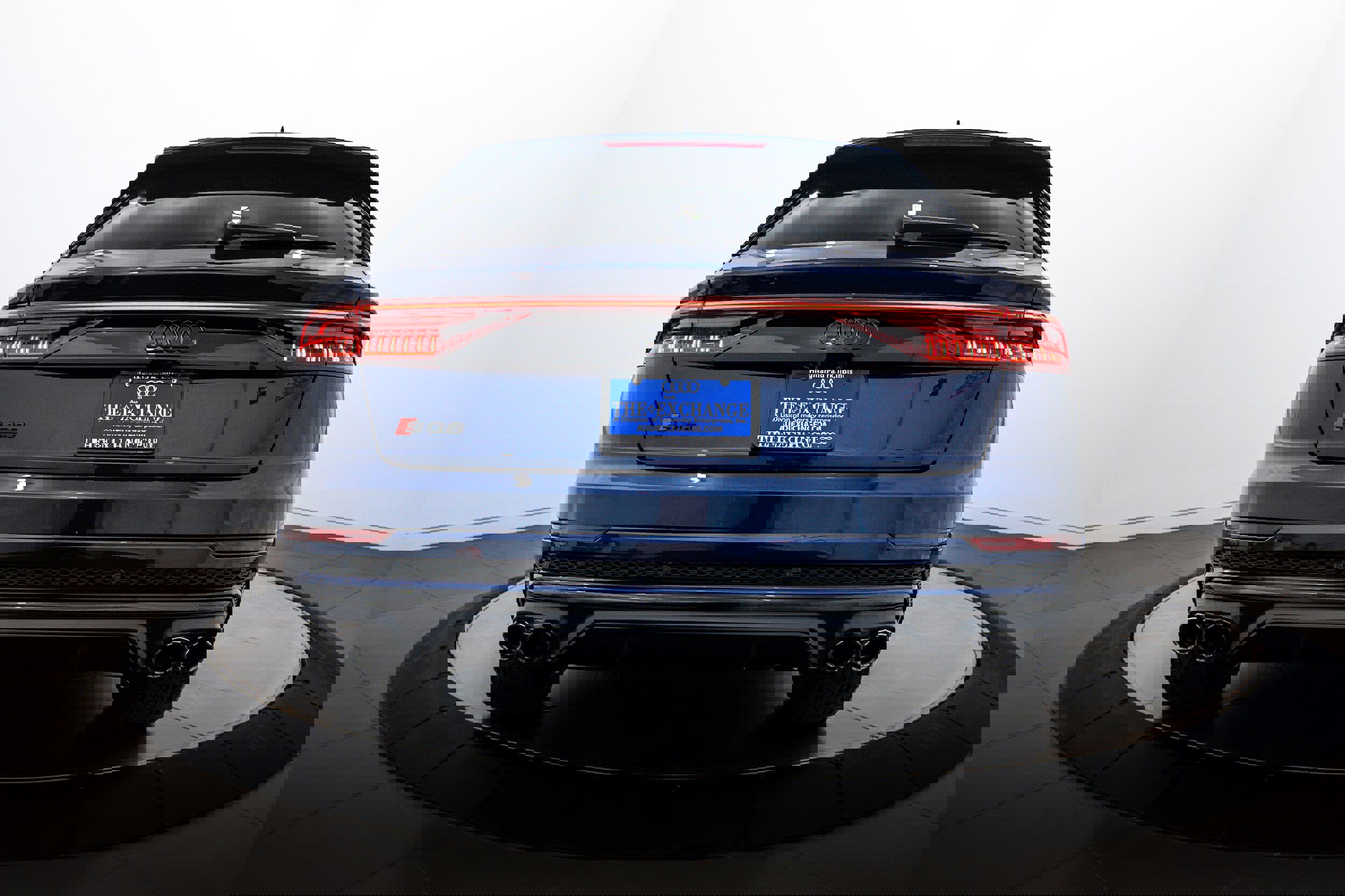 Used 2021 Audi SQ8 Premium Plus w/ SQ8 Black Optic Package image 25