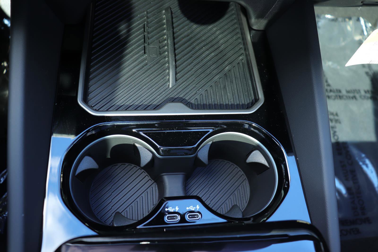 Used 2025 BMW 530i 530i w/ M Sport Package image 38