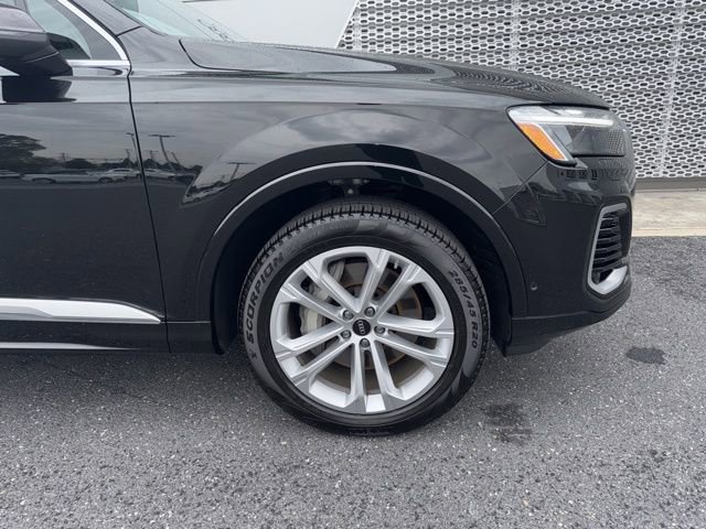 Used 2025 Audi Q7 3.0T Premium Plus w/ Premium Plus Package AWD/4WD image 3